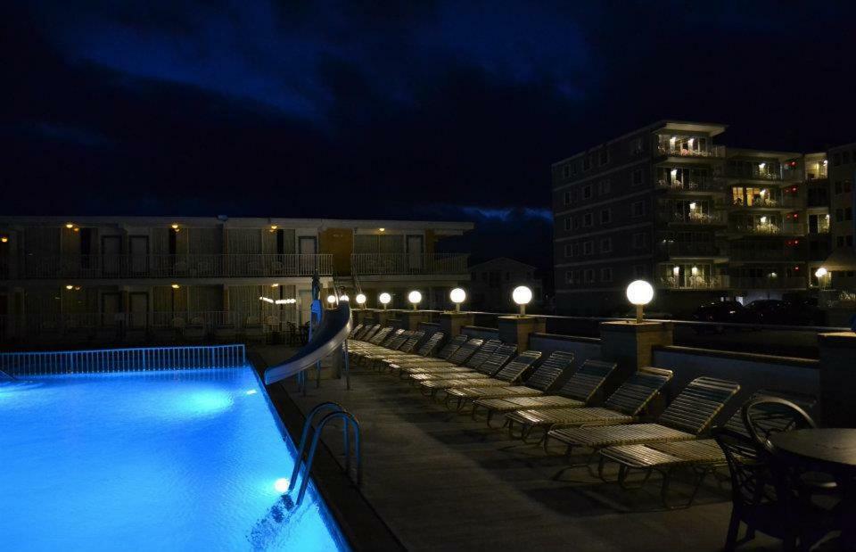 Villa Nova Motel Уайлдууд Крест Екстериор снимка